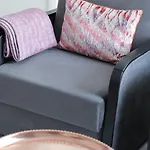 Bayer Apartment *