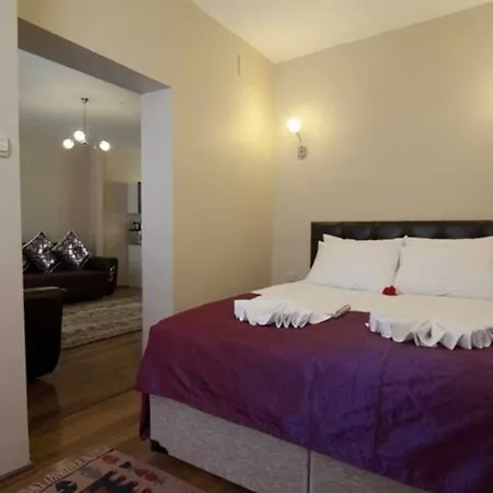 Bayer Apartment