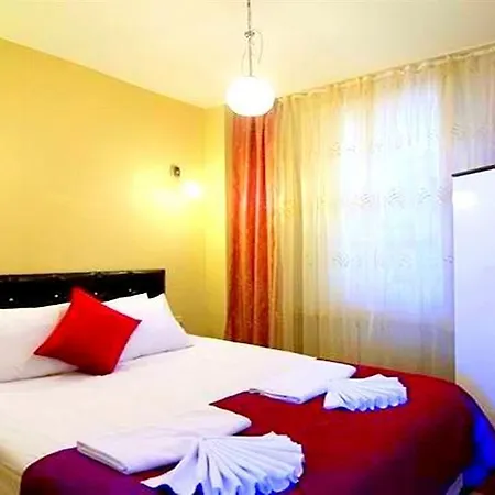 Bayer Apartment *